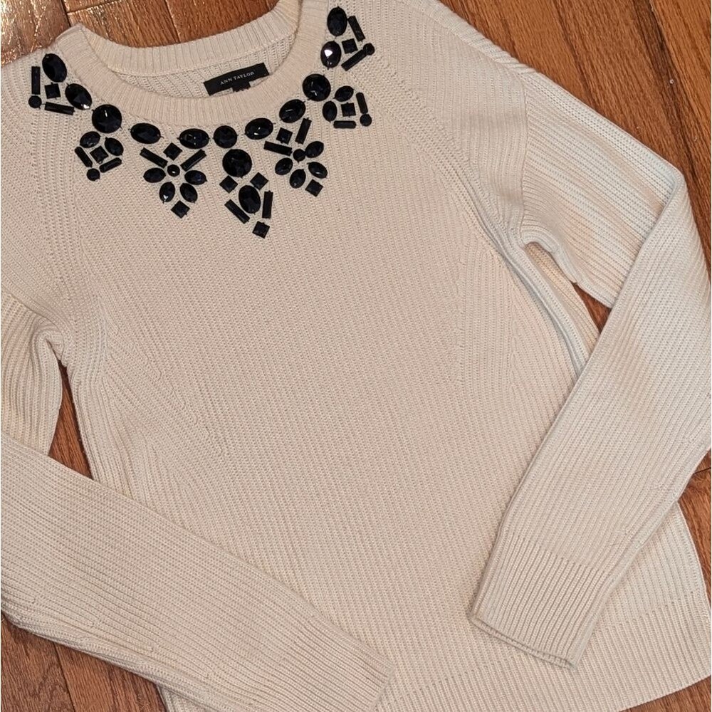 Quiet Luxury Jeweled Wool Blend Sweater Old Money Office‎ Chic Ann Taylor M